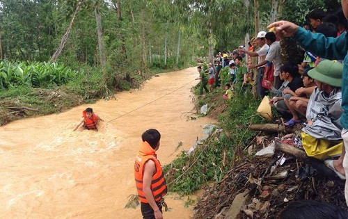 Nghệ An: Thủy điện xả lũ, nhiều địa phương chìm trong nước 5 người thương vong 1 người mất tích