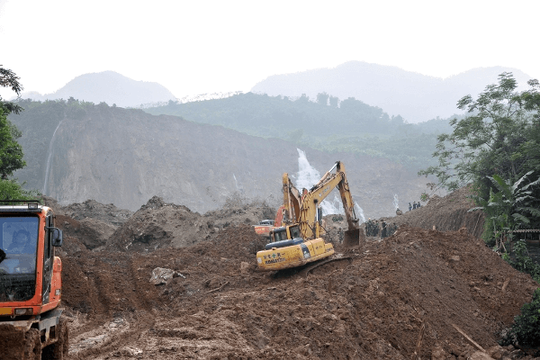 Thủ tướng chỉ đạo tiếp tục hỗ trợ các địa phương khắc phục hậu quả thiên tai