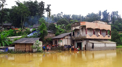 Lào Cai: Hỗ trợ di chuyển 418 hộ dân ra khỏi vùng thiên tai nguy hiểm