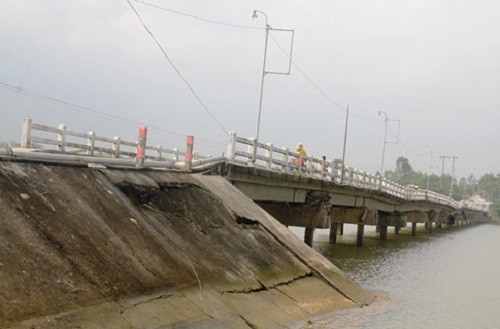 Quảng Nam: Cầu Hà Tân xuống cấp nghiêm trọng