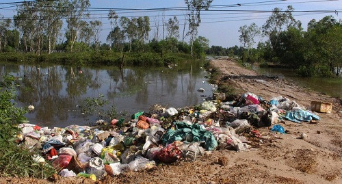 Báo động ô nhiễm môi trường từ rác thải nông thôn