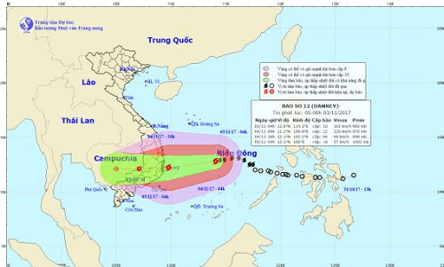 Bão số 12 áp sát bờ biển Khánh Hòa – Ninh Thuận, càng gần bờ bão càng mạnh
