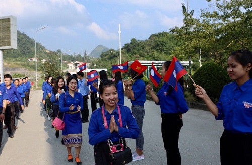50 sinh viên Việt Nam tham gia chương trình Theo dấu chân lãnh tụ Việt – Lào 2017