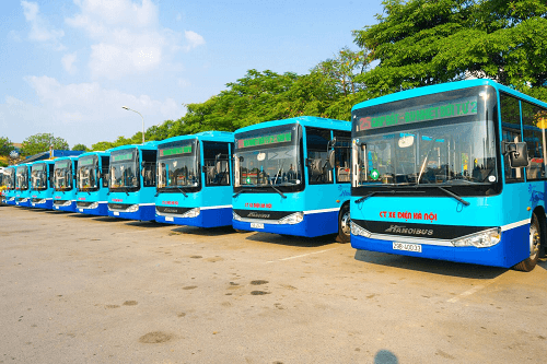 Hà Nội vận hành thử nghiệm 15 xe buýt mới tiêu chuẩn Châu Âu