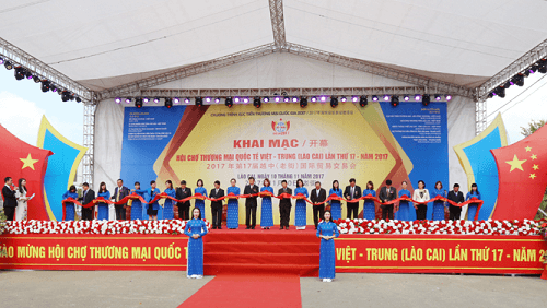 Khai mạc Hội chợ Thương mại quốc tế Việt Trung với quy mô 800 gian hàng