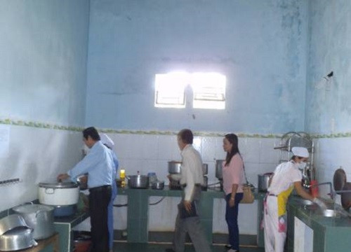 Đắk Nông: 6 bếp ăn tập thể tại 6 trường học vi phạm an toàn vệ sinh thực phẩm