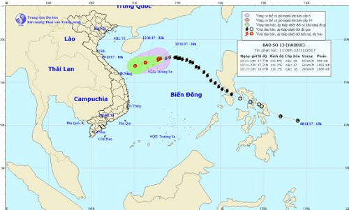 Bão số 13 cách quần đảo Hoàng Sa 140km, 12 giờ tới suy yếu dần thành áp thấp nhiệt đới