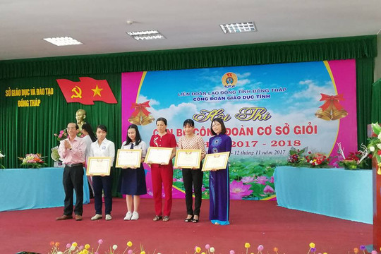 Cô giáo tại Đồng Tháp đạt giải đặc biệt cuộc thi viết “Tấm gương nhà giáo Việt Nam” năm 2017