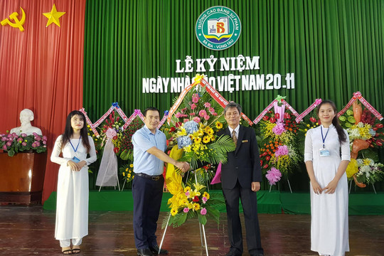 Tạp chí Môi trường và Cuộc sống chúc mừng trường Cao đẳng Sư phạm Bà Rịa Vũng Tàu nhân Ngày Nhà giáo Việt Nam