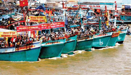 Hàng nghìn ngư dân tham gia Lễ hội Nghinh Ông Kiên Hải 2017