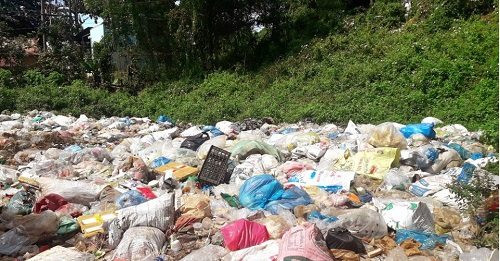 Đắk Nông rác thải chợ tạm ngổn ngang gây ô nhiễm môi trường