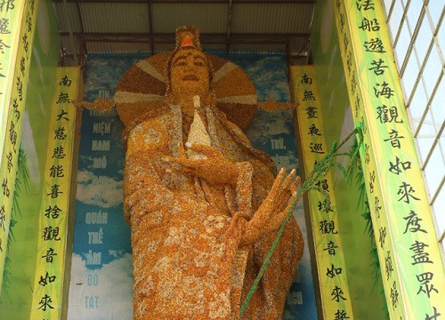 Tượng Phật bằng hoa bất tử ở Đà Lạt được xác lập kỷ lục thế giới
