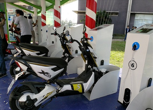 TP HCM thí điểm cho thuê 1.000 xe máy điện công cộng