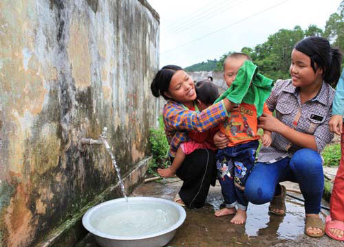 Lai Châu nỗ lực thực hiện Chương trình mở rộng quy mô vệ sinh và nước sạch nông thôn