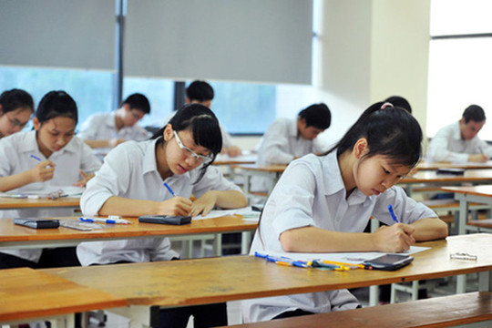 Triển khai kiểm tra khảo sát đối với học sinh lớp 12 tại Hà Nội