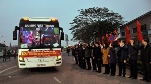 Hà Nội tổ chức chuyến xe miễn phí đưa công nhân về quê đón Tết