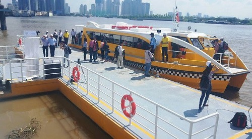 Buýt đường sông và tàu cao tốc (TP.Hồ Chí Minh) hút khách dịp Tết Nguyên đán