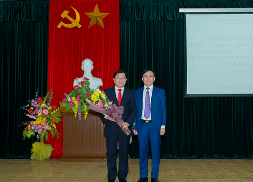 Công bố Quyết định bổ nhiệm lãnh đạo Phân hiệu trường Đại học Tài nguyên và Môi trường Hà Nội tại Thanh Hóa