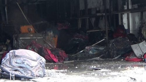 “Bà hỏa” ghé thăm tiệm túi xách, 3 người được giải cứu