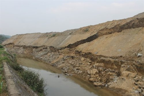 Hà Giang: Bờ đê bao Dự án thủy điện Sông Lô 2 sạt lở gây ảnh hưởng nghiêm trọng