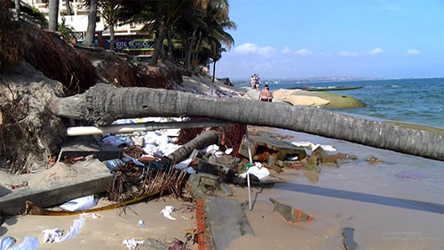Nhiều Resort ở Hàm Tiến bị thiệt hại nặng do biển xâm thực