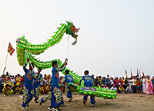 Hơn 50.000 lượt người dự Lễ hội Dinh Cô Long Hải
