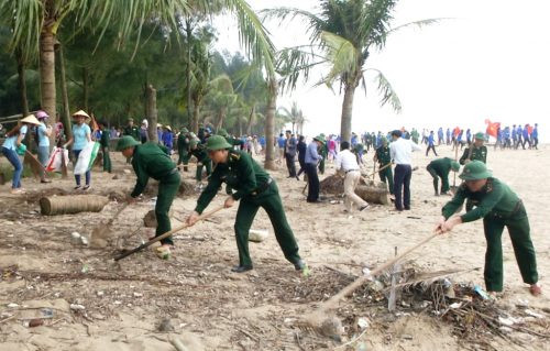 Bộ chỉ huy BĐBP Thanh Hóa phát động chiến dịch “Hãy làm sạch biển” năm 2018