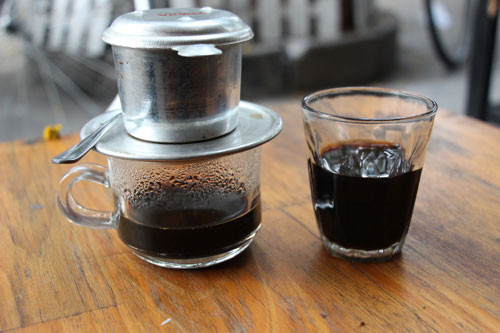 Các cơ sở sản xuất cà phê bẩn sẽ “ế chổng vó” nếu người dùng biết điều này