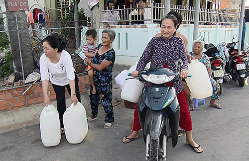 Người dân Mũi Né (Bình Thuận) sống chung với cảnh thiếu nước cục bộ