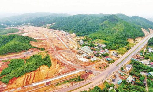 Dừng giao dịch đất ở đặc khu Bắc Vân Phong do hiện tượng thổi giá đất “ảo”