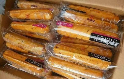 Bánh mì que để vài tháng không hỏng gây sốt thị trường Hà Nội