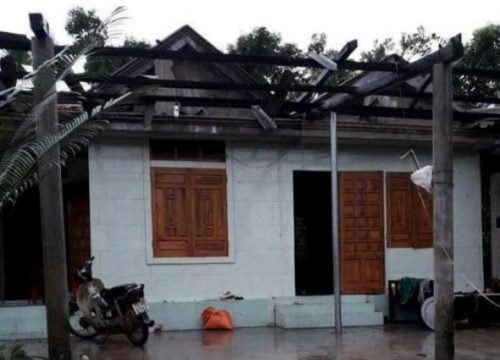 Quảng Bình: Lốc xoáy gây thiệt hại hơn 8 tỷ đồng