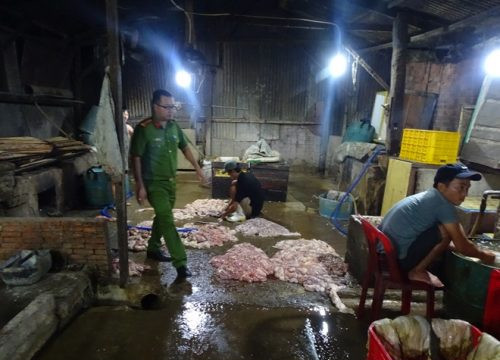 Phát hiện cơ sở dùng hóa chất tẩy trắng nội tạng bò tại Đồng Nai