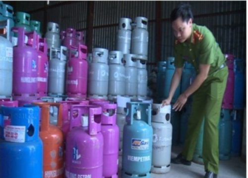 Bắt quả tang cơ sở sang chiết gas trái phép tại Thái Bình