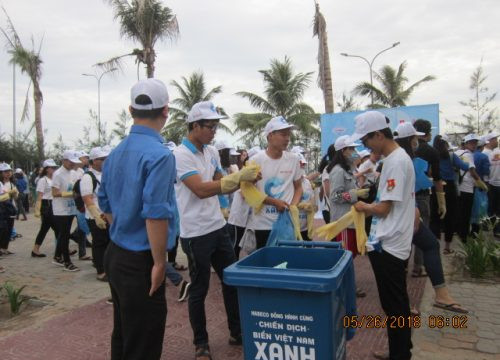 Đà Nẵng: 500 Đoàn viên thanh niên ra quân làm sạch biển