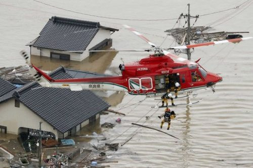 Chùm ảnh Nhật Bản tan hoang sao trận mưa lũ lịch sử
