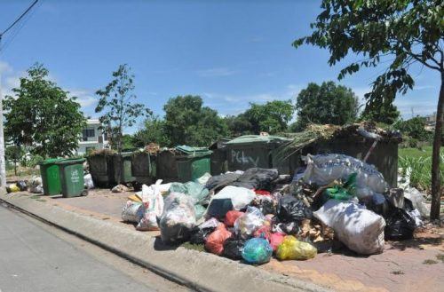 Họp khẩn xử lý rác thải ứ đọng tại thành phố Quảng Ngãi