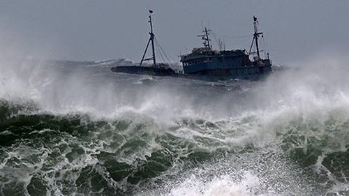Tâm áp thấp nhiệt đới đang hướng vào vùng biển Thanh Hóa – Nghệ Tĩnh