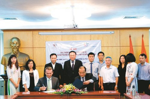 Bộ Tài nguyên và Môi trường: Triển khai ký kết hợp tác “Vì môi trường Việt Nam xanh”