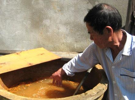Lâm Đồng: Chuyển giao công nghệ xử lý nước nhiễm phèn cho người dân