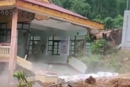 Thanh Hóa : Nhiều trường học không thể tổ chức khai giảng, do mưa lũ tàn phá khủng khiếp