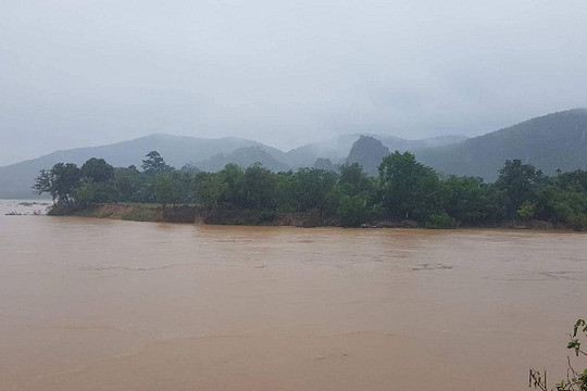 Cảnh báo lũ trên các sông từ Nghệ An đến Quảng Bình