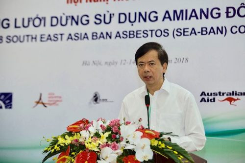 Tấm lợp Amiang trắng tại Việt Nam, cần nhanh chóng loại bỏ, muộn nhất là năm 2023