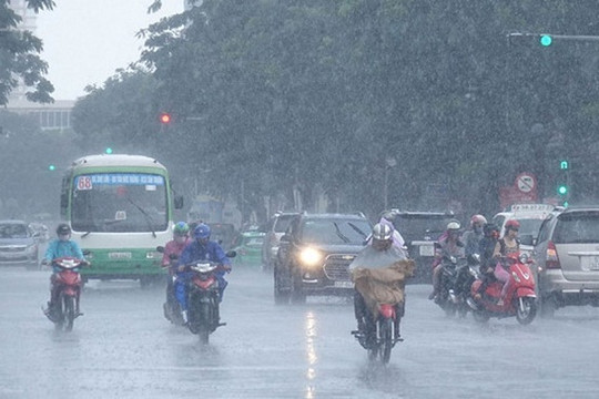 Dự báo thời tiết ngày 20/9: Hà Nội có mưa rào đề phòng dông lốc