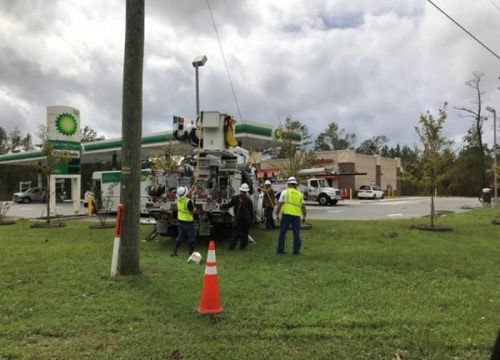 Carolina: Hơn 267.000 khách hàng không có điện sau bão Florence