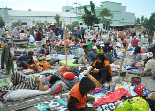 Ít nhất 30 người thiệt mạng vì động đất, sóng thần tại Indonesia