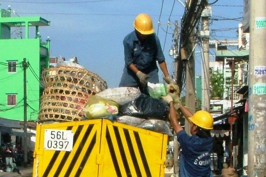 TP. Hồ Chí Minh áp dụng chuẩn hóa mẫu phương tiện thu gom, vận chuyển rác