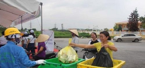 Việt Nam: Chất thải nhựa và nilon gây nên “ô nhiễm trắng”