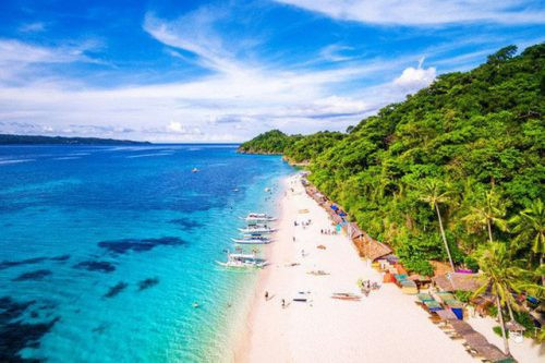Philippines: Bãi biển Boracay hoạt động trở lại với nhiều quy định chặt chẽ về môi trường