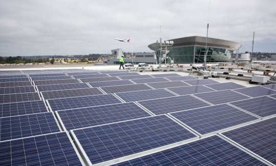 Kenya: Sân bay vận hành hoàn toàn bằng điện mặt trời